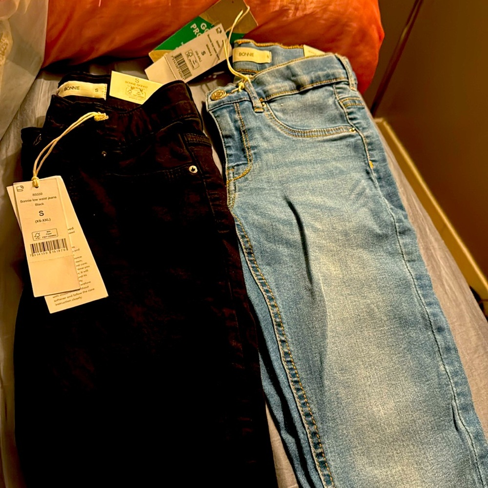 Skinny jeans from Sweden size Small women